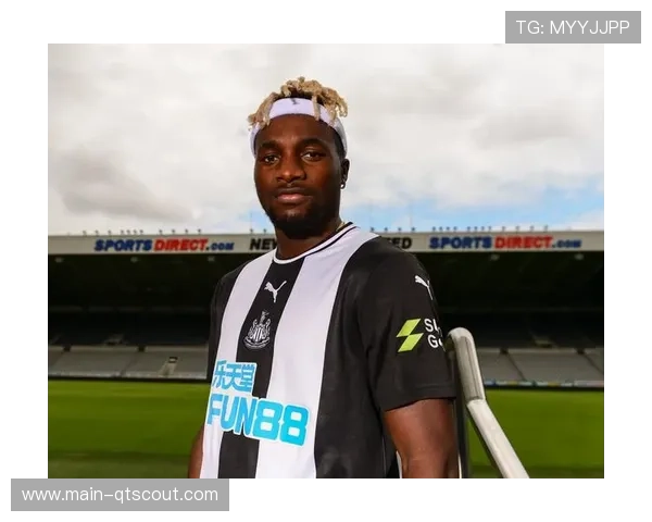 朗斯签约圣马克西曼,自由球员助力 朗斯签约圣马克西曼,自由球员助力