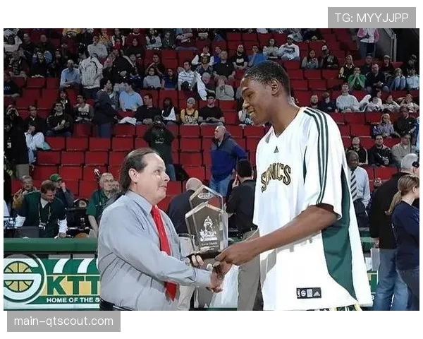 球迷基础与社区支持:西雅图超音速球迷组织持续推动球队回归努力